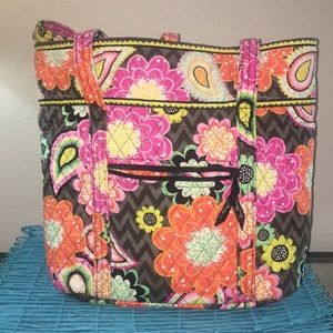 Vera Bradley tote bag